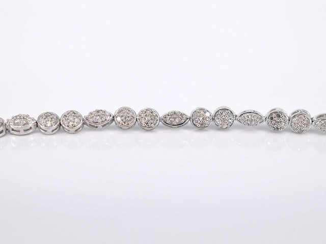 Witgouden tennisarmband met diamanten 1.10 carat - afbeelding 4 van  7