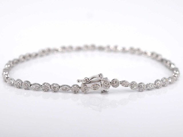 Witgouden tennisarmband met diamanten 1.10 carat - afbeelding 5 van  7