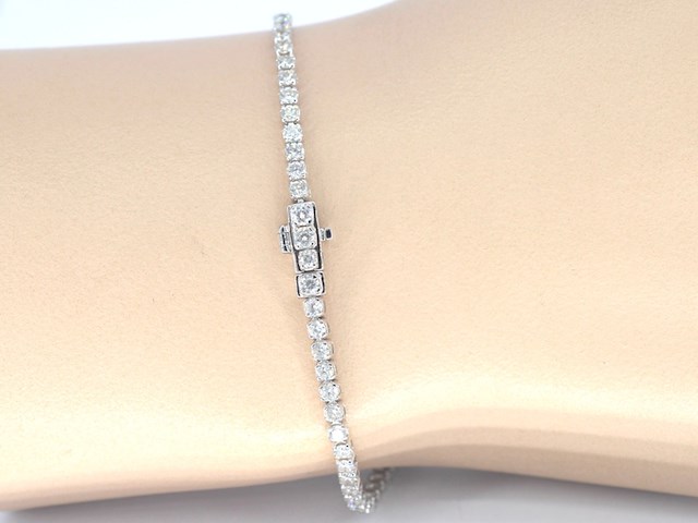 Witgouden tennisarmband met diamanten 3.00 carat - afbeelding 4 van  7
