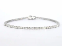 Witgouden tennisarmband met diamanten 3.00 carat
