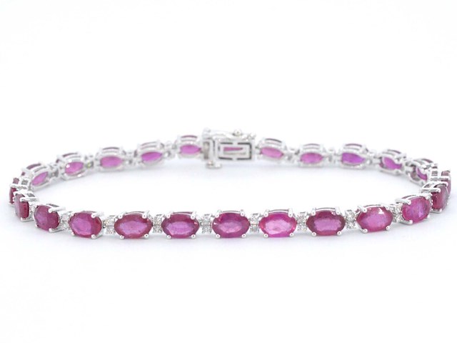 Witgouden tennisarmband met diamanten en robijn - afbeelding 1 van  9