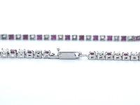Witgouden tennisarmband met diamanten en robijnen - afbeelding 6 van  8
