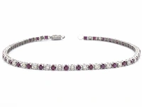 Witgouden tennisarmband met diamanten en robijnen - afbeelding 3 van  8