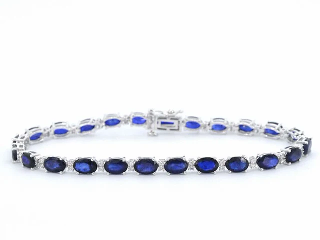 Witgouden tennisarmband met diamanten en saffier - afbeelding 1 van  7