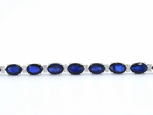 Witgouden tennisarmband met diamanten en saffier - afbeelding 6 van  7