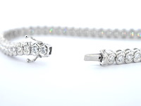 Witgouden tennisarmband met diamanten - afbeelding 3 van  6