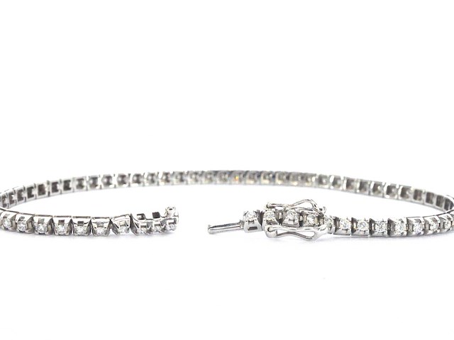 Witgouden tennisarmband met natuurlijke briljant geslepen diamanten - afbeelding 5 van  7