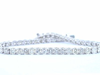 Witgouden tennisarmband met natuurlijke briljant geslepen diamanten - afbeelding 1 van  5