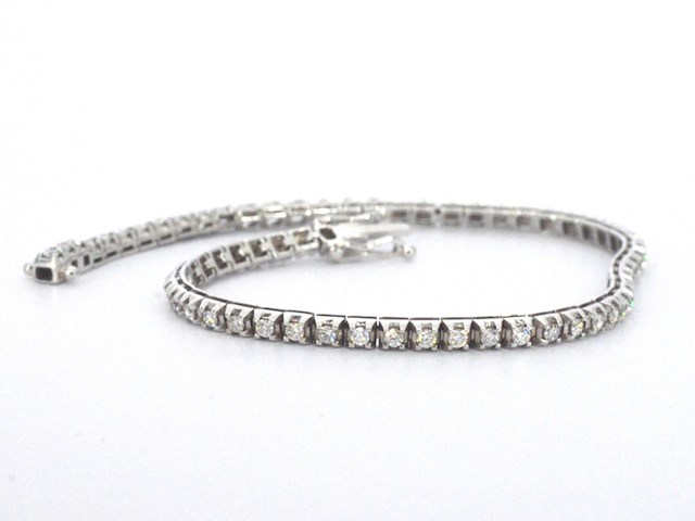 Witgouden tennisarmband met natuurlijke briljant geslepen diamanten - afbeelding 2 van  8