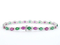 Witgouden tennisarmband met natuurlijke diamanten en smaragd en robijn - afbeelding 3 van  8