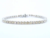 Witgouden tennisarmband met natuurlijke diamanten
