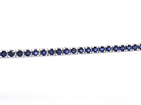 Witgouden tennisarmband met saffieren - afbeelding 7 van  10