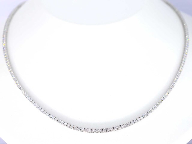 Witgouden tenniscollier 5.50 carat briljant diamanten - afbeelding 1 van  9