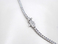 Witgouden tenniscollier 5.50 carat briljant diamanten - afbeelding 4 van  9