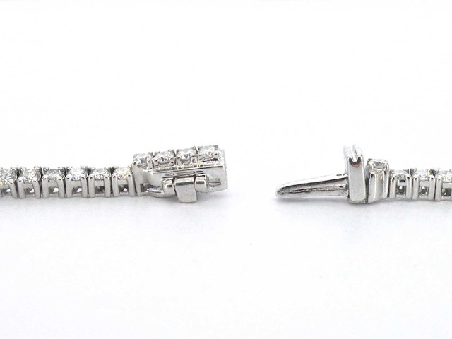 Witgouden tenniscollier 5.50 carat briljant diamanten - afbeelding 7 van  9