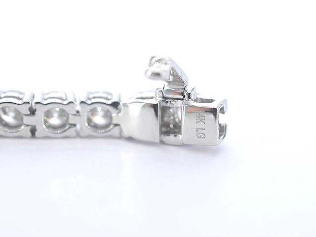 Witgouden tenniscollier met briljant geslepen diamanten 22.00 carat - afbeelding 8 van  8