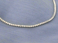 Witgouden tenniscollier met diamanten 3.00 carat - afbeelding 5 van  10