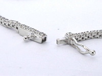 Witgouden tenniscollier met diamanten 3.00 carat - afbeelding 7 van  10