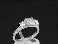 Witgouden trinity ring met 1.50 carat briljanten - afbeelding 4 van  9