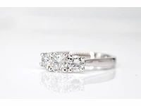 Witgouden trinity ring met briljant geslepen diamanten - afbeelding 4 van  9