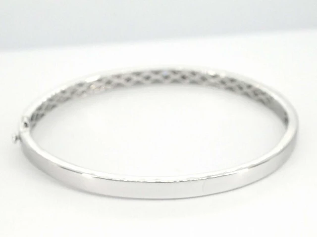 Witgouden vaste armband met briljant geslepen diamant - afbeelding 4 van  8