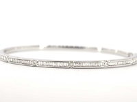 Witgouden vaste armband met diamanten - afbeelding 4 van  6