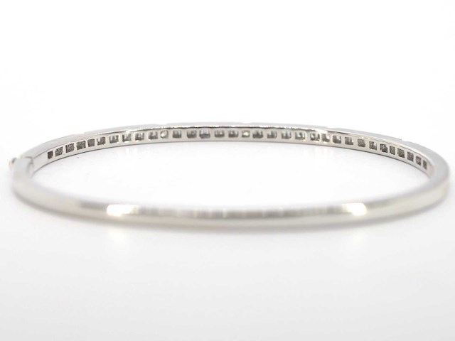 Witgouden vaste armband met diamanten - afbeelding 6 van  6