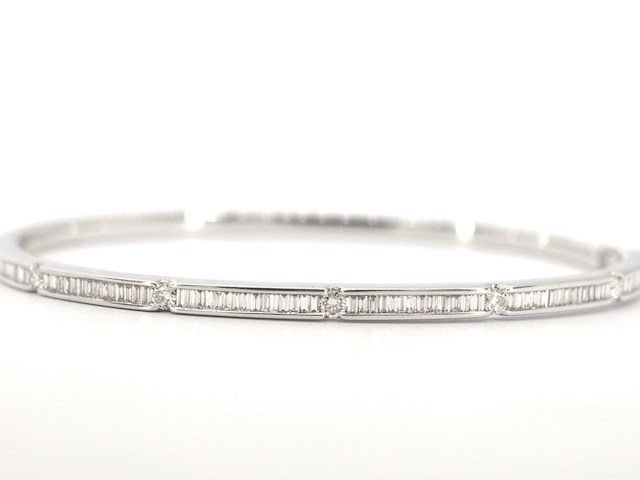 Witgouden vaste armband met diamanten - afbeelding 3 van  7