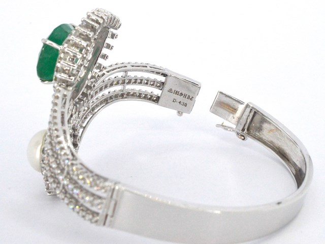 Witouden slagarmband met natuurlijke diamant een grote smaragd en een blister parel - afbeelding 6 van  9