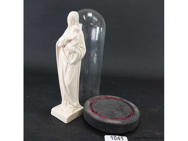Witporseleinen maria met kind onder glazen stolp - afbeelding 4 van  5