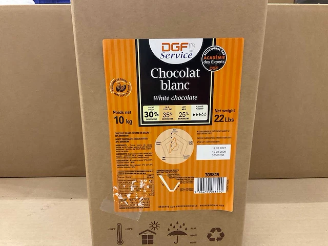 Witte chocola 10kg (18x) - afbeelding 1 van  2