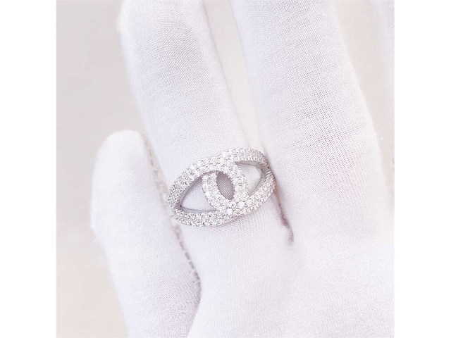 Witte design ring volledig gezet met witte briljanten - afbeelding 2 van  9