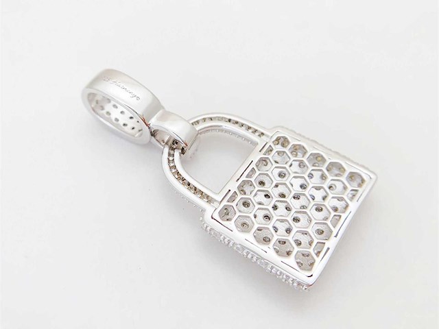 Witte "lock" hanger volledig rondom gezet met witte briljanten - afbeelding 7 van  8