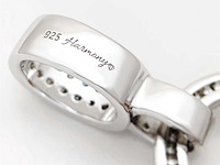 Witte "lock" hanger volledig rondom gezet met witte briljanten - afbeelding 8 van  8