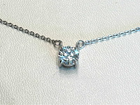 Witte solitair halsketting met hoogwaardige briljant - afbeelding 1 van  4