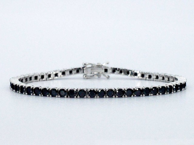 Witte tennisarmband met zwarte briljanten - afbeelding 1 van  8