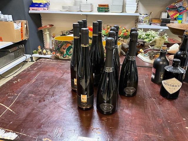 Witte wijn en prosecco (12x) - afbeelding 1 van  5