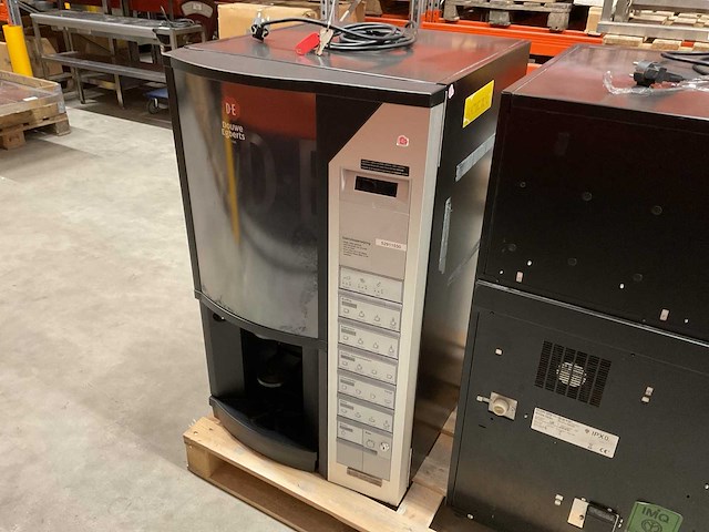 Wittenborg fb7300 warme drankenautomaat - afbeelding 1 van  9