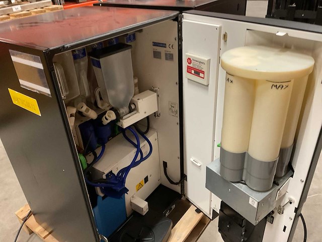Wittenborg fb7300 warme drankenautomaat - afbeelding 4 van  9