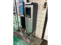 Wittenborg koffiemachine met koelkast en tafel - afbeelding 3 van  13