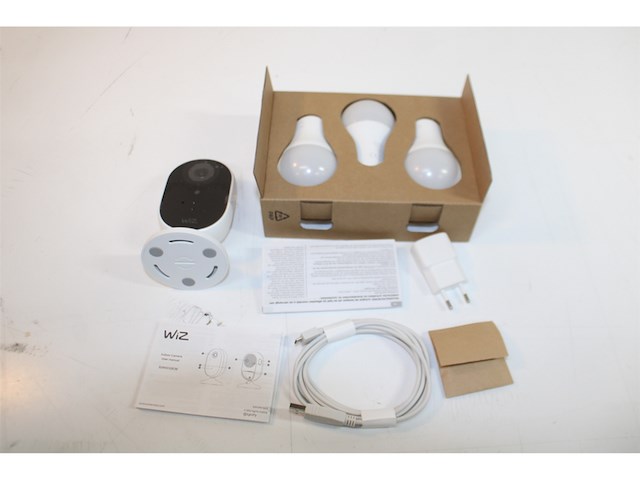 Wiz starterkit home monitoring wiz camera en 3 slimme led lampen - afbeelding 3 van  3
