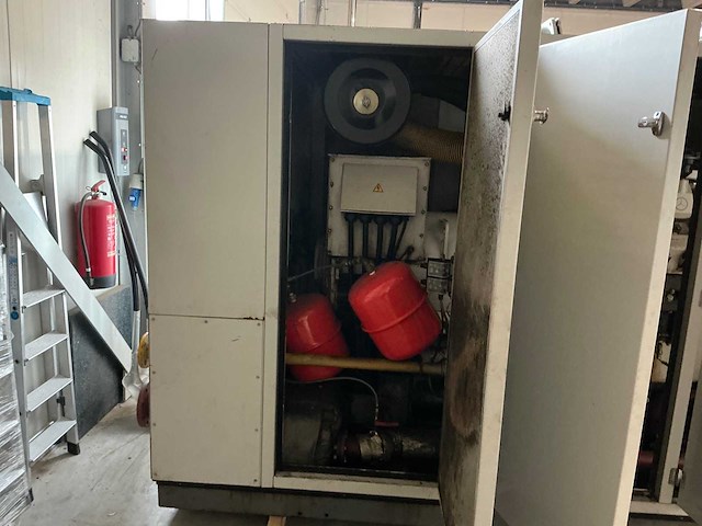 Wkk - g12v 183a - power generator - 2006 - afbeelding 6 van  16