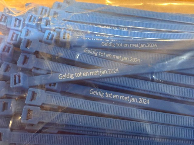 Wkk fixation materialen cable ties , tie rips kabelbinder (20000x) - afbeelding 4 van  5