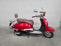 Wlie - snor scooter - retro - moped $t 25km uitvoering f817ff - afbeelding 1 van  3