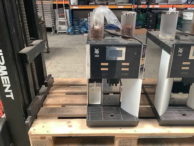 Wmf - 1400 - koffiemachine - afbeelding 1 van  5