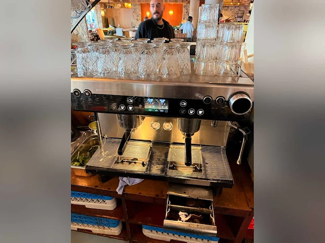 Wmf - 2 groeps espressomachine - afbeelding 3 van  3