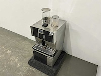 Wmf - bistro 8400 - koffiemachine met melkkoeler - afbeelding 1 van  8