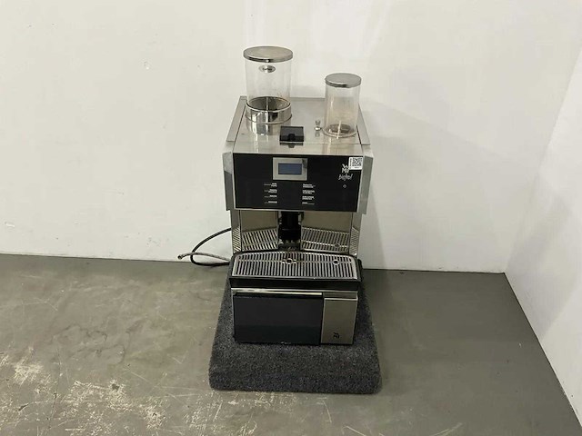 Wmf - bistro 8400 - koffiemachine met melkkoeler - afbeelding 2 van  8