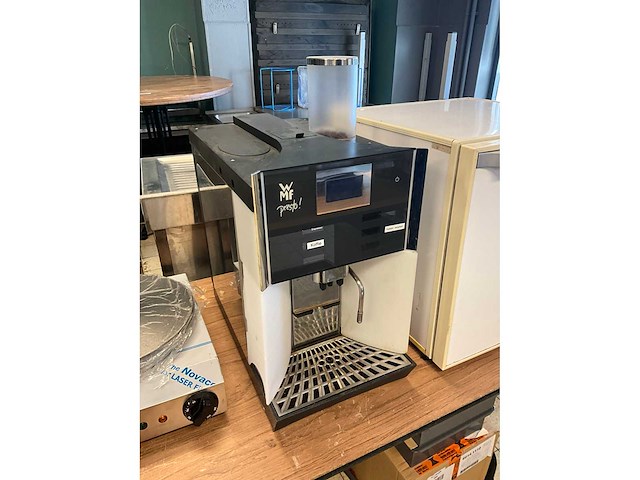 Wmf 03.1400 koffiemachine - afbeelding 6 van  9