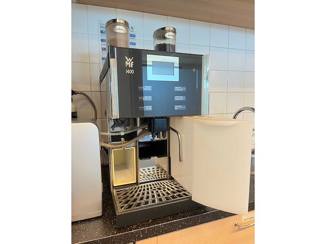 Wmf 1400 - warme- drankenautomaat met melkkoeler - afbeelding 16 van  21